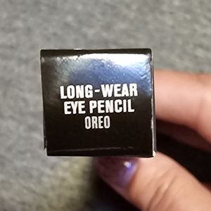 IL MAKIAGE Oreo Long-Wear Eye Pencil